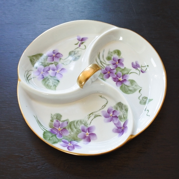 Vintage Mid Century Hand Painted Purple Flower Jewelry Trinket Dish - Picture 4 of 7